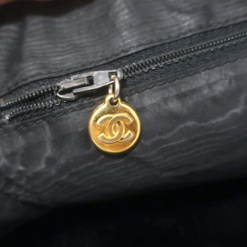 Chanel 90s Timeless CC Zip-Around Portfolio Document Holder Black Caviar Leather